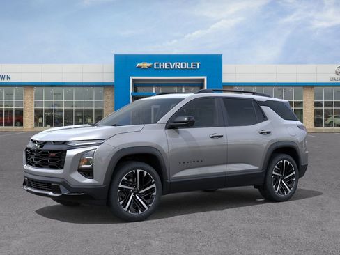 New 2026 Chevrolet Equinox RS w/ Convenience Package III FWD image 2