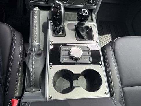 Used 2025 INEOS Grenadier Fieldmaster Edition image 19