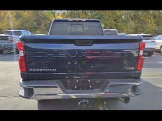 Used 2022 Chevrolet Silverado 2500 LTZ w/ LTZ Premium Package video 3