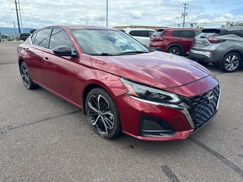 Certified 2025 Nissan Altima 2.5 SR w/ SR Premium Package FWD image 3