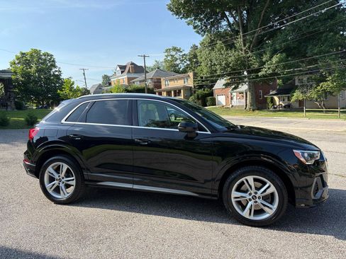 Used 2021 Audi Q3 2.0T Premium w/ Convenience Package AWD/4WD image 11