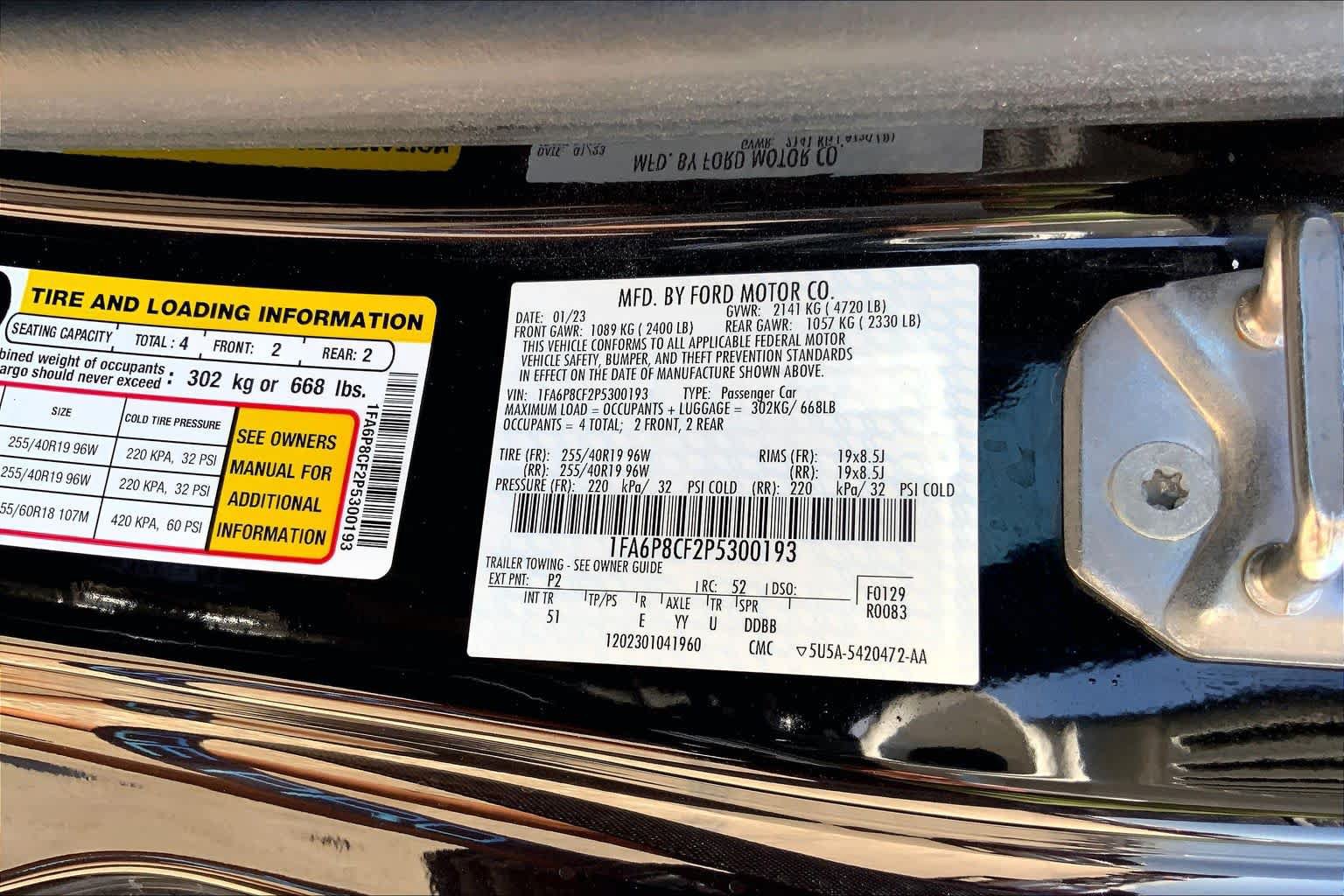 Used 2023 Ford Mustang GT Premium w/ Equipment Group 401A RWD image 32