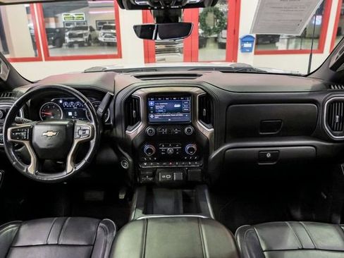 Used 2023 Chevrolet Silverado 2500 High Country w/ Z71 Off-Road Package image 17