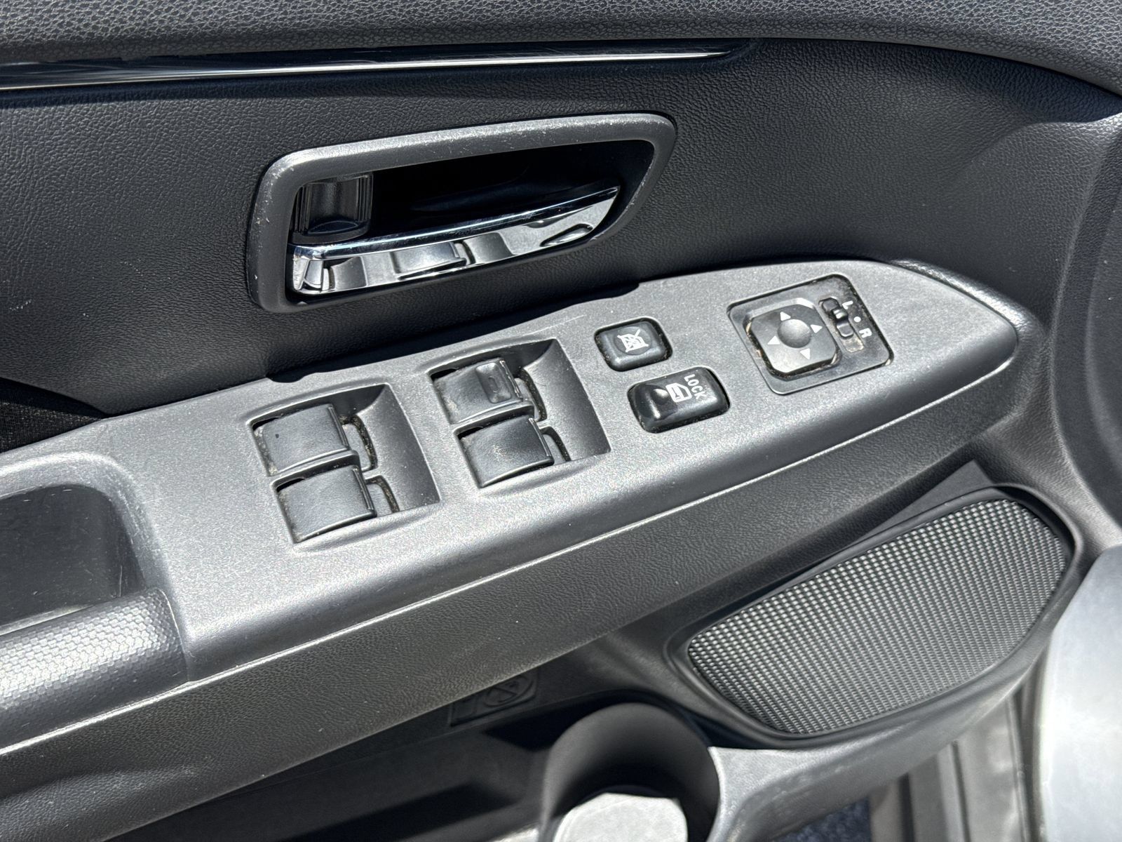Used 2024 Mitsubishi Outlander Sport AWD image 14