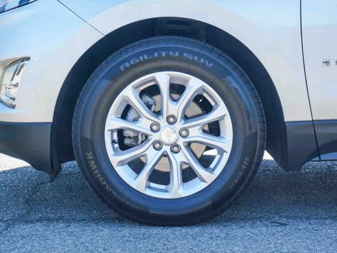 Used 2020 Chevrolet Equinox LT FWD image 10
