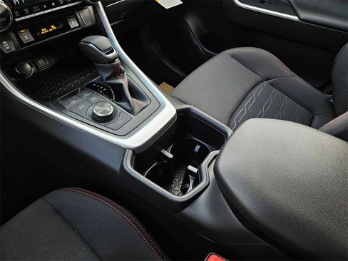 New 2025 Toyota RAV4 SE image 14