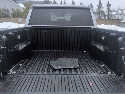 Used 2024 Toyota Tacoma TRD Off-Road image 25