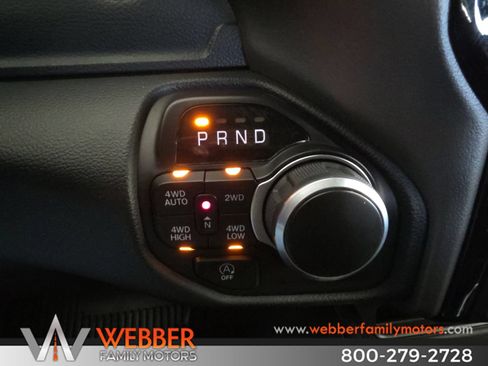 Used 2024 RAM 1500 Big Horn AWD/4WD image 17