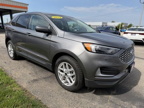 Used 2024 Ford Edge SEL w/ Cargo Accessory Package AWD/4WD image 7