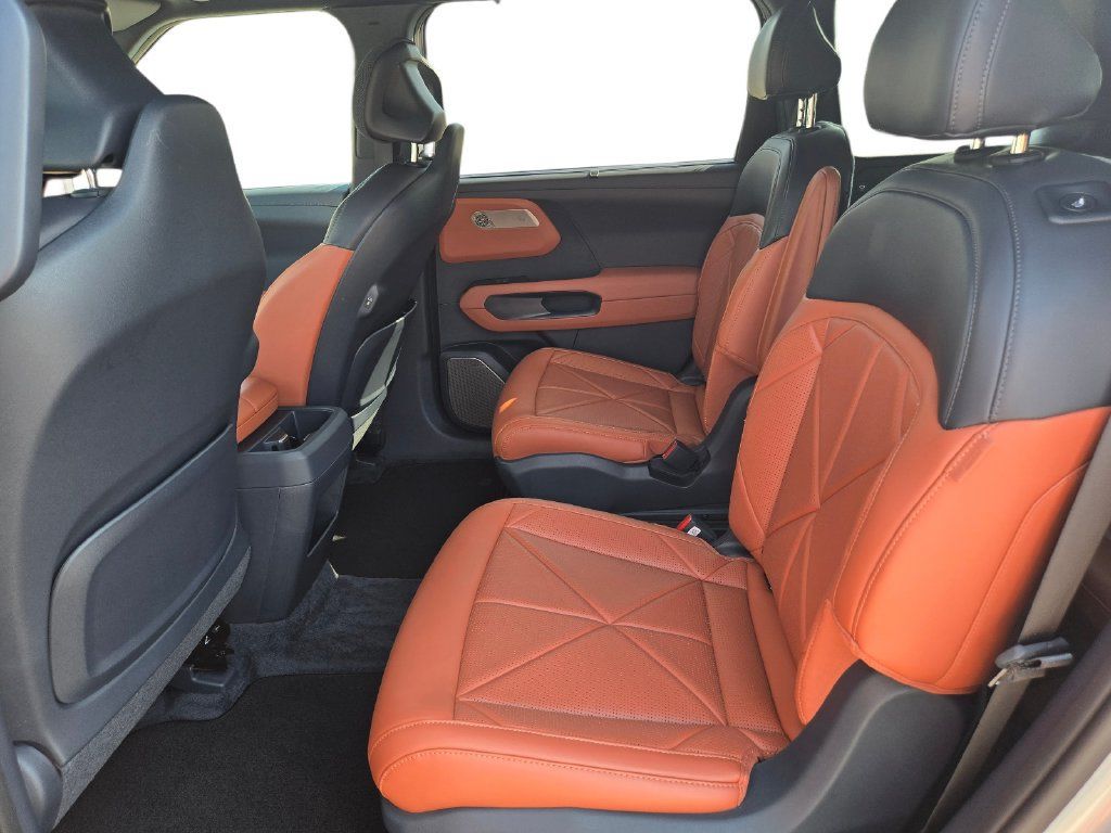 Certified 2027 Kia Telluride SX FWD image 20