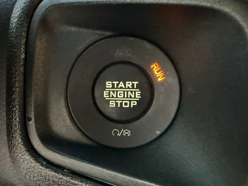 Certified 2024 Jeep Wrangler Sport S image 20