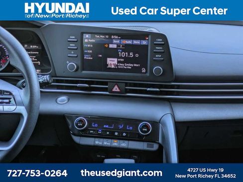 Used 2023 Hyundai Elantra SEL image 17