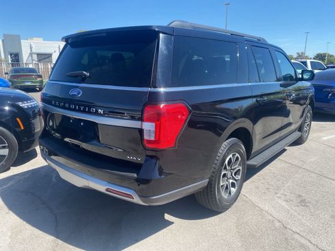 Used 2024 Ford Expedition Max XLT image 6