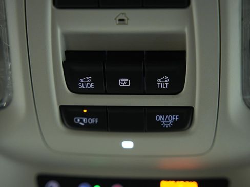 New 2026 Buick Envision Sport Touring AWD/4WD image 38
