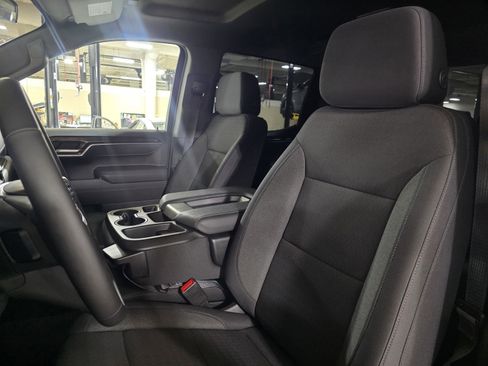 Used 2025 GMC Sierra 1500 Elevation image 22