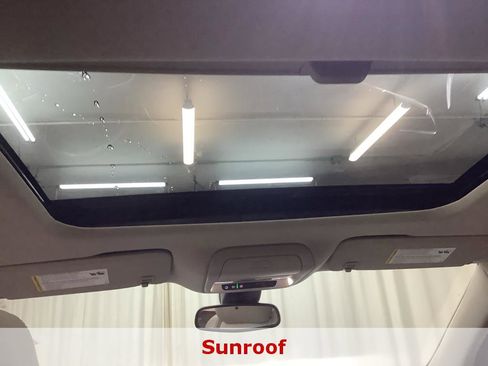 Used 2019 Buick Enclave Premium w/ Experience Buick Package image 27