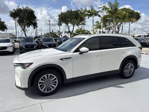 Used 2024 MAZDA CX-90 Plug-In Hybrid w/ Preferred AWD/4WD image 10