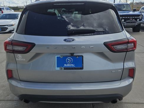 Used 2023 Ford Escape ST-Line AWD/4WD image 6