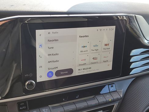 Used 2025 Toyota Camry SE image 22