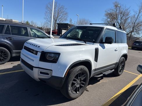 Used 2024 Land Rover Defender 90 S image 1