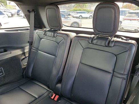 New 2025 Lincoln Aviator Black Label w/ Jet Appearance Package AWD/4WD image 14