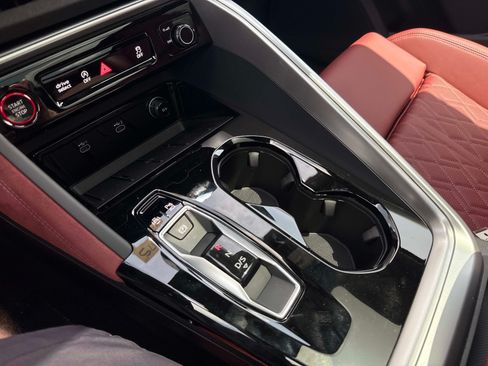 New 2026 Audi SQ5 Premium Plus AWD/4WD image 25
