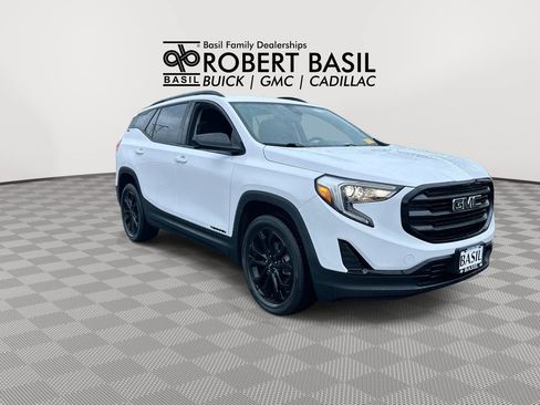 Used 2021 GMC Terrain SLE w/ Driver Convenience Package AWD/4WD image 2