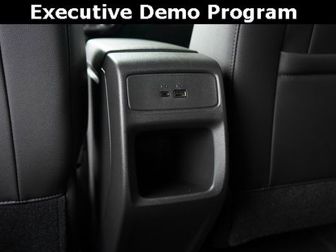 Used 2025 Chevrolet Trax RS w/ Driver Confidence Package image 34