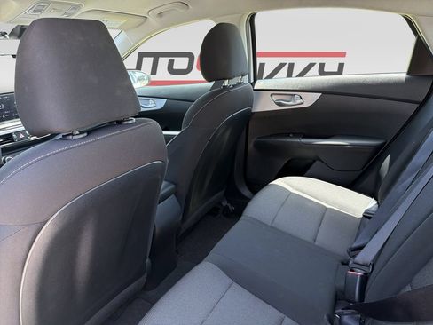 Used 2023 Kia Forte Sedan FWD image 16