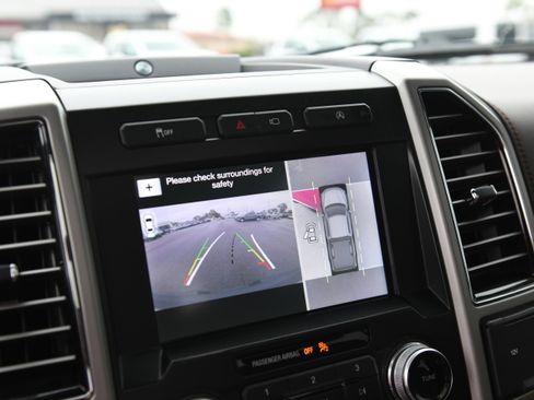 Used 2019 Ford F150 King Ranch w/ Equipment Group 601A Luxury image 43