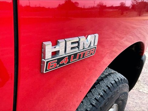 Used 2014 RAM 3500 Tradesman w/ Power & Remote Entry Group image 25