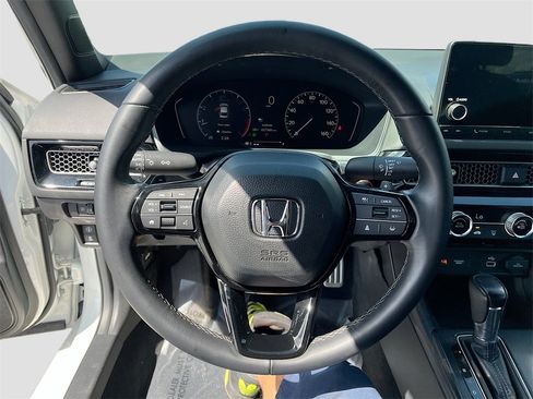 Used 2024 Honda Civic Sport image 11