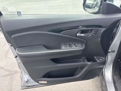 Used 2017 Honda Ridgeline RTL-E image 7