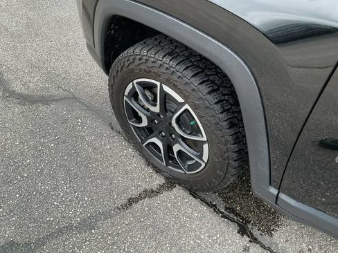 Used 2024 Jeep Compass Trailhawk w/ Trailhawk Elite Group AWD/4WD image 21