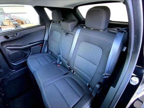 Used 2023 Ford Escape Active image 40