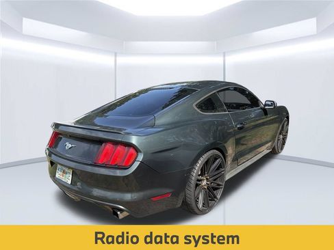 Used 2015 Ford Mustang Coupe RWD image 6