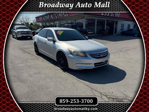Used 2012 Honda Accord SE image 1