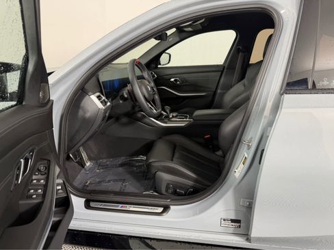 Used 2025 BMW M3 Competition w/ Executive Package image 9
