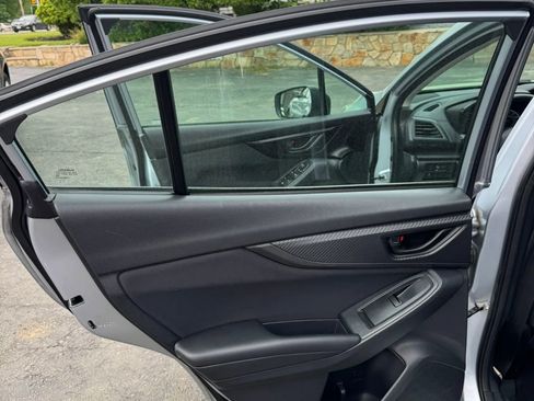 Used 2018 Subaru Impreza 2.0i AWD/4WD image 30