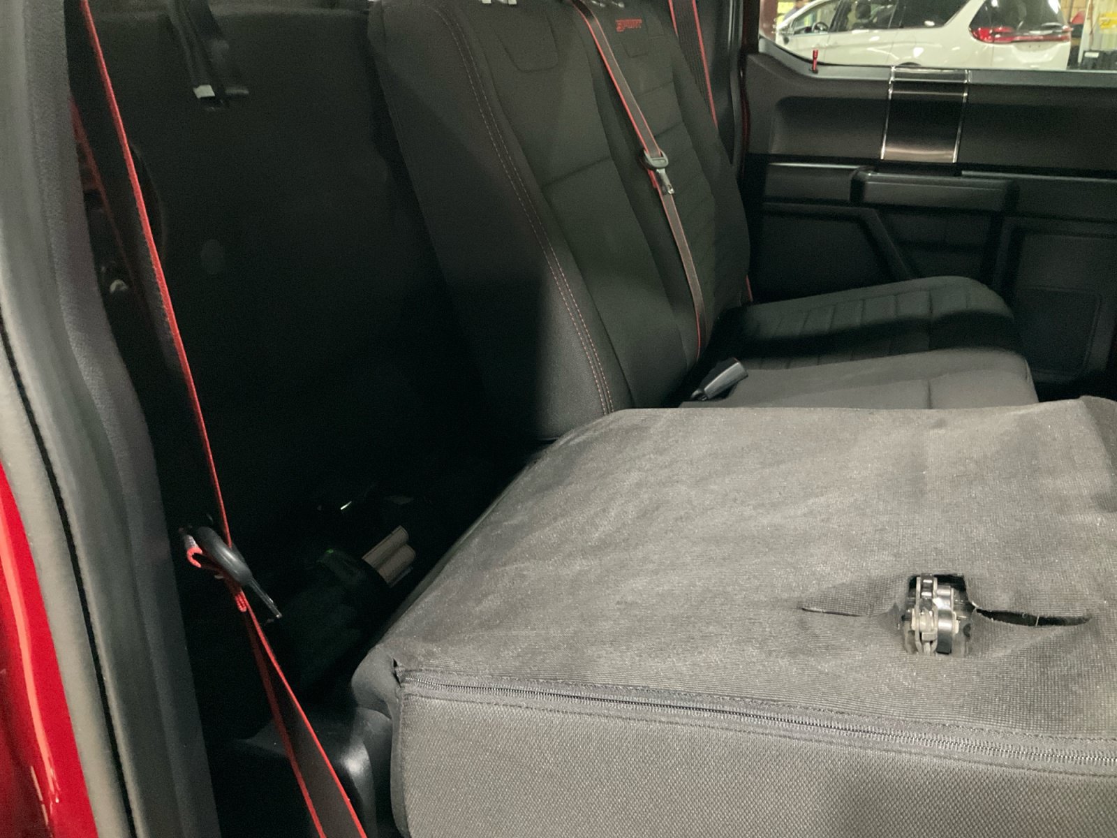 Used 2019 Ford F150 XLT w/ Equipment Group 302A Luxury AWD/4WD image 23