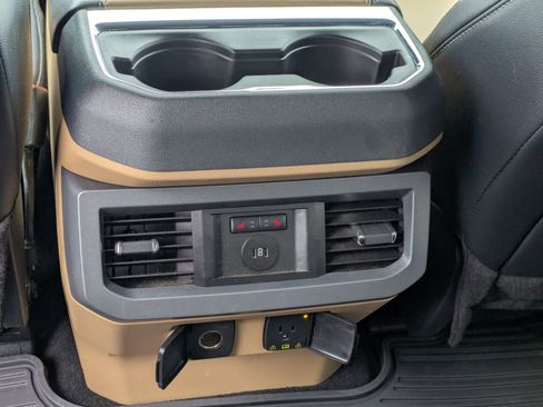 Certified 2024 Ford F350 Lariat w/ Chrome Package image 30