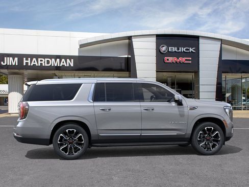 New 2026 GMC Yukon XL Elevation image 5