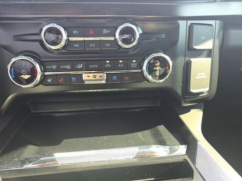 New 2025 Ford F250 Lariat w/ Lariat Ultimate Package AWD/4WD image 20