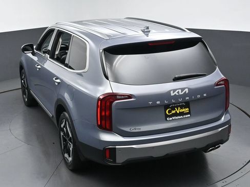 Used 2025 Kia Telluride S FWD image 41