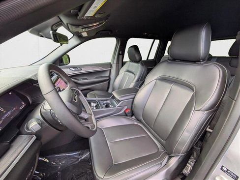 New 2025 Jeep Grand Cherokee Limited w/ Trailer Tow Package image 10