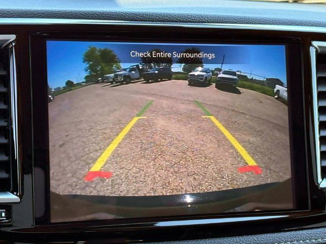 Certified 2024 Chrysler Pacifica Limited FWD image 30