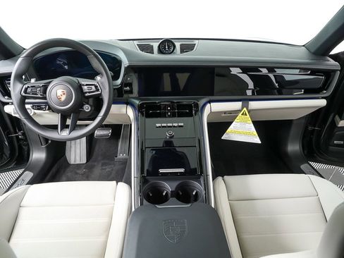 New 2026 Porsche Panamera 4 E-Hybrid image 20