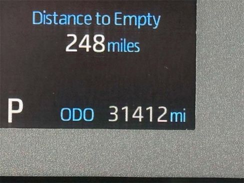 Used 2023 Toyota Corolla Cross LE image 25