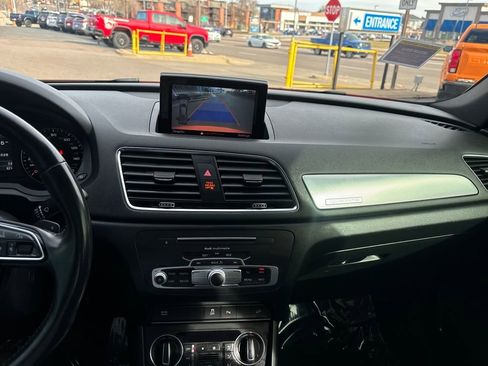 Used 2016 Audi Q3 2.0T Prestige image 17