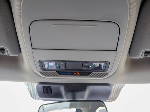 Used 2023 Ford F150 XLT AWD/4WD image 18